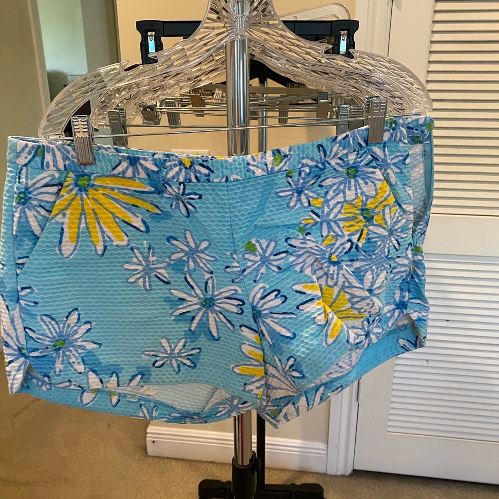 Lilly Pulitzer Blue and White Floral Shorts